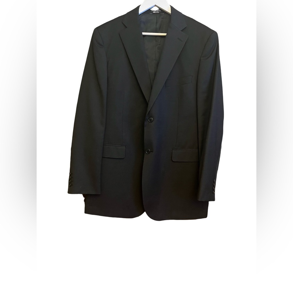 Men’s Geoffrey Beene Black Suit
